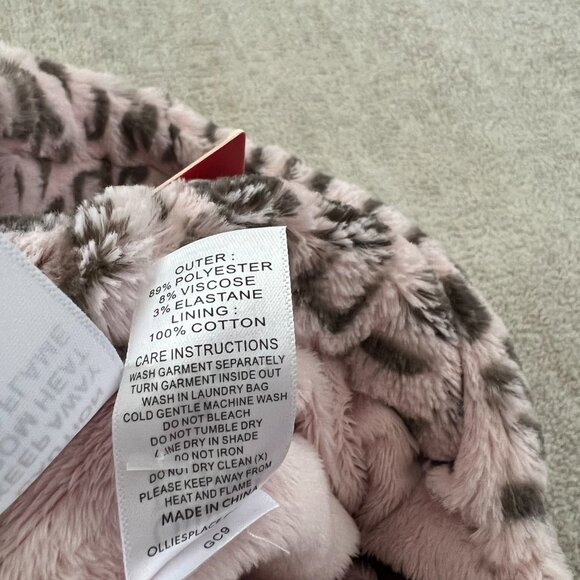 NWT Ollie’s Place Baby Girl Animal Print Faux Fur Bunting One Piece 6-12m - Picture 10 of 10